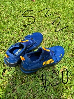 Puma Kids Blue Sneakers with Yellow Accents